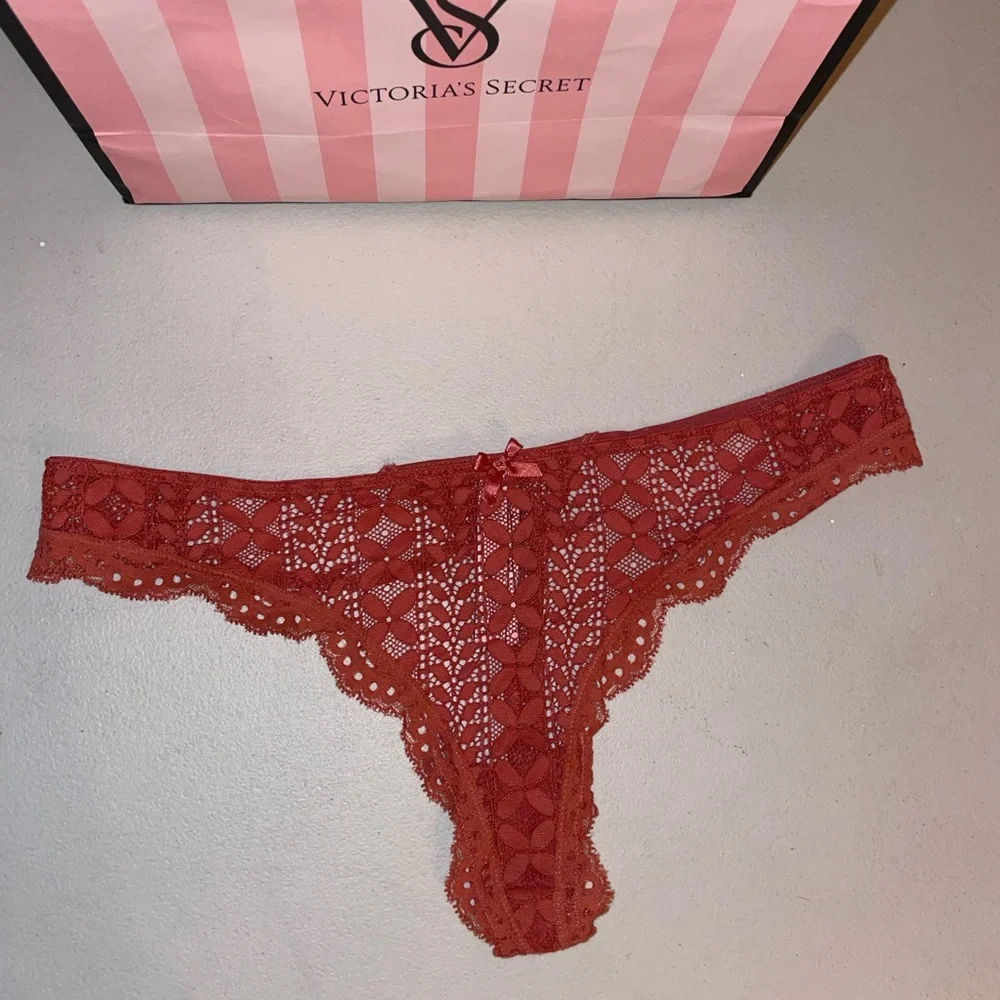 Victoria's Secret Dream Angels Lace Thong Rust Lace Panties 🆕 🪽🪽 VS Panty - Picture 7 of 10
